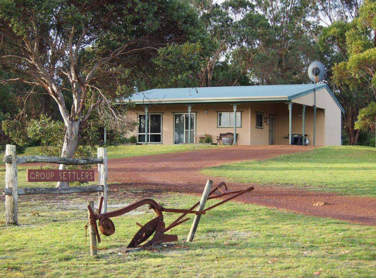 Riverside Retreat Chalets, Walpole Villa Exterior foto